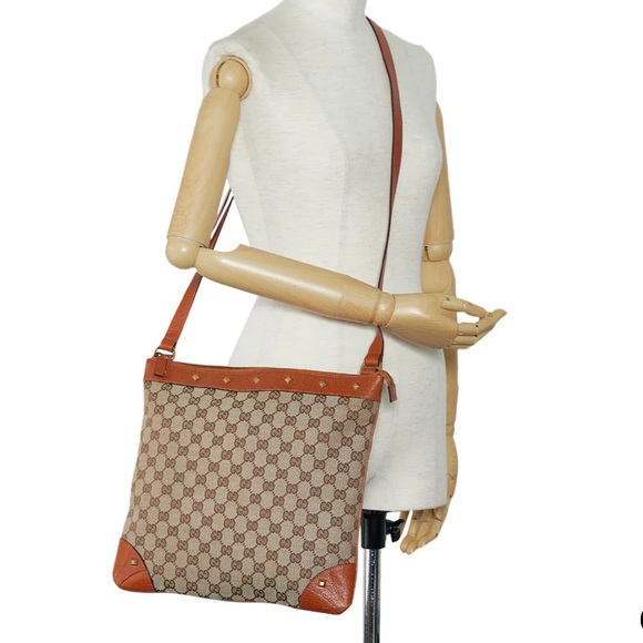 Authenticated Gucci Nailhead Abbey Messenger Shoulder Bag Crossbody Tote Bag - Picture 2 of 15